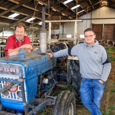 Vader En Zoon Hanje Zijn Beiden Lid Van AB Vakwerk | AB Vakwerk